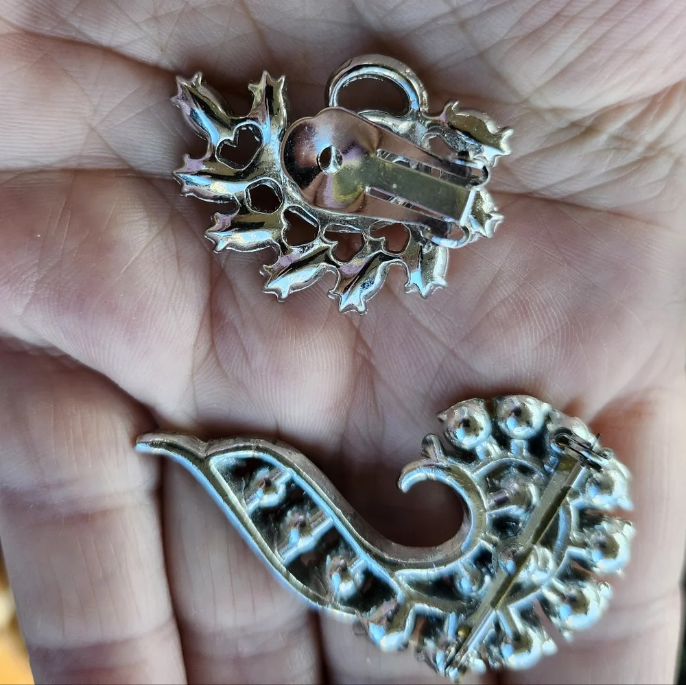 Vintage Swirl Rhinestone Brooch & Earring Demi Set clear silver tone *read - Picture 2 of 15